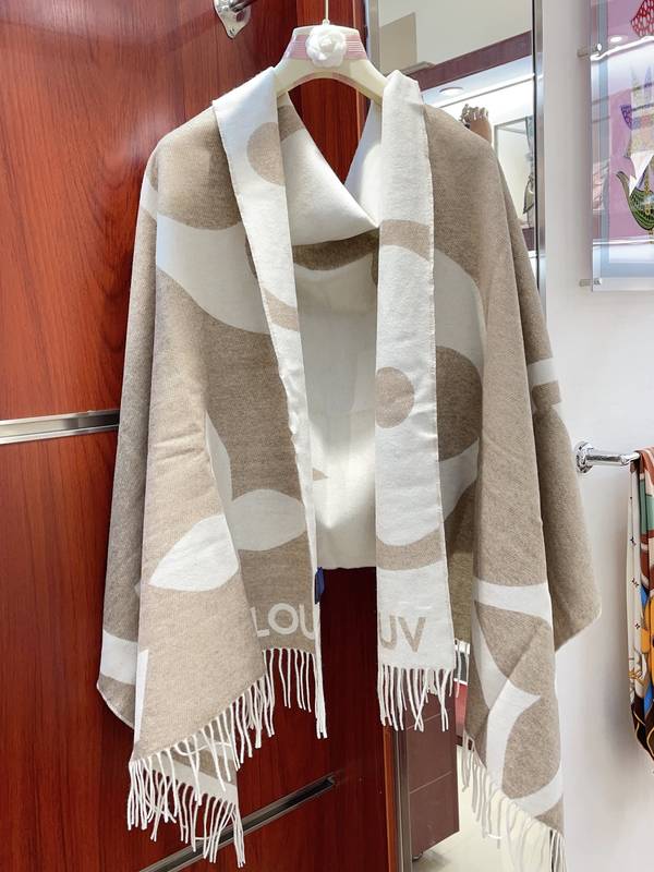 Louis Vuitton Scarf LVC00508